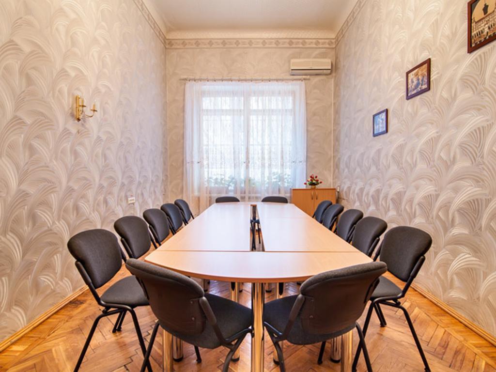 Zhovtneviy Hotel Dnipro Extérieur photo