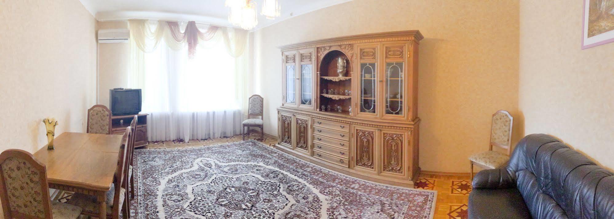 Zhovtneviy Hotel Dnipro Extérieur photo